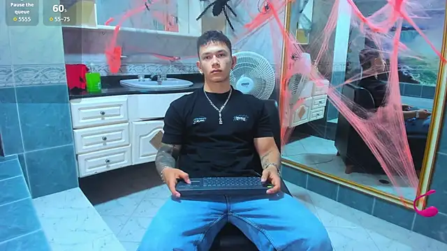 Thomas moon online show from October 17, 2025, 11:01 am