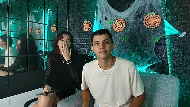 HellAndDante  online show from October 26, 2025, 12:00 am