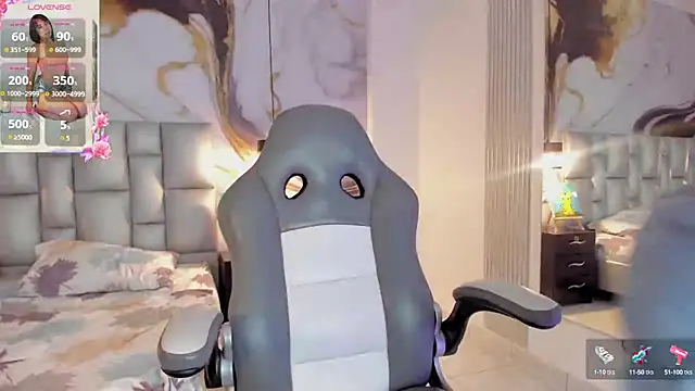 Elowen Clark online show from September 13, 2025, 7:58 pm