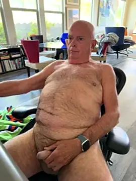 Snapshot of jimmy94595 chatting on December 2, 2025, 9:49 pm jimmy94595 online show from December 2, 2025, 9:49 pm