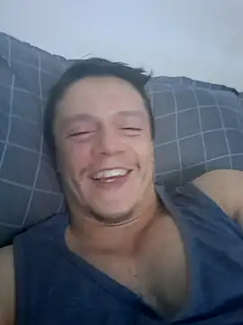 Snapshot of RAFAEL18-3_ chatting on October 5, 2025, 10:50 am RAFAEL18-3 online show from October 5, 2025, 10:50 am
