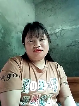 Tdtd57 online show from March 28, 2026, 4:13 am