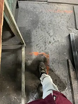 meralund9inch online show from February 19, 2026, 4:20 am