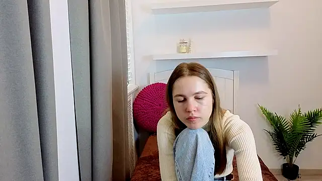 Snapshot of Spicy_Lexi chatting on April 10, 2026, 6:31 am Spicy Lexi online show from April 10, 2026, 6:31 am