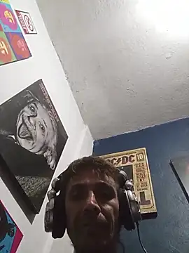 Snapshot of githot chatting on November 1, 2025, 7:46 am githot online show from November 1, 2025, 7:46 am