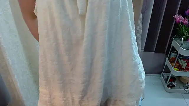 Snapshot of Shenlly chatting on September 21, 2025, 1:22 am Shenlly online show from September 21, 2025, 1:22 am