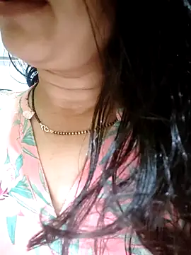 Snapshot of CUTE-PX chatting on October 16, 2025, 3:31 pm CUTE-PX online show from October 16, 2025, 3:31 pm