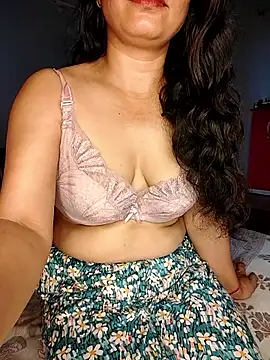 Snapshot of CUTE-PX chatting on September 9, 2025, 5:06 am CUTE-PX online show from September 9, 2025, 5:06 am