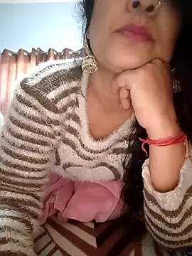 CUTE-PX online show from December 3, 2025, 4:35 am