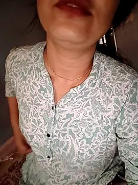 Snapshot of CUTE-PX chatting on September 23, 2025, 2:18 am CUTE-PX online show from September 23, 2025, 2:18 am