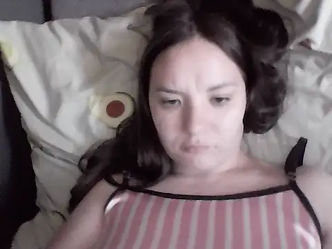 KatrinxCute online show from September 17, 2025, 6:15 am