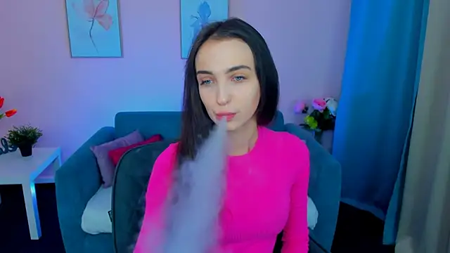 Snapshot of EllaSteele chatting on September 25, 2025, 1:06 pm EllaSteele online show from September 25, 2025, 1:06 pm