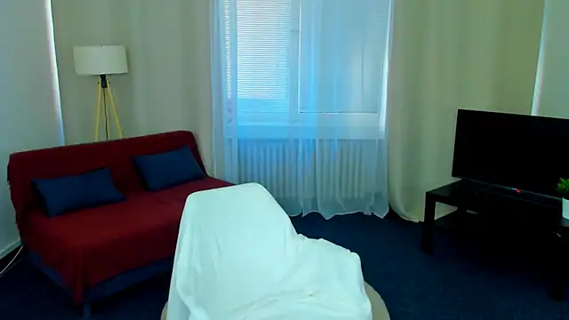 Snapshot of EllaSteele chatting on September 30, 2025, 1:39 pm EllaSteele online show from September 30, 2025, 1:39 pm