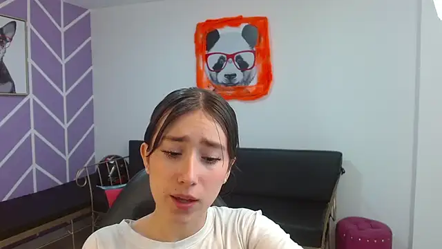 Adhara Kitten online show from October 16, 2025, 12:57 pm