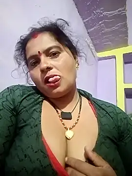Hot komal1 online show from April 20, 2026, 9:49 pm