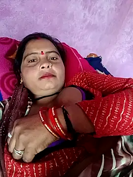 Hot komal1 online show from November 19, 2025, 9:31 am