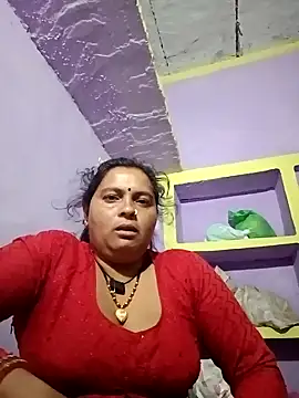 Hot komal1 online show from April 19, 2026, 9:39 pm