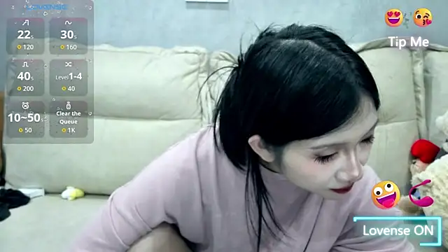 Snapshot of xiaoLI-2025 chatting on May 7, 2026, 12:52 pm xiaoLI-2025 online show from May 7, 2026, 12:52 pm