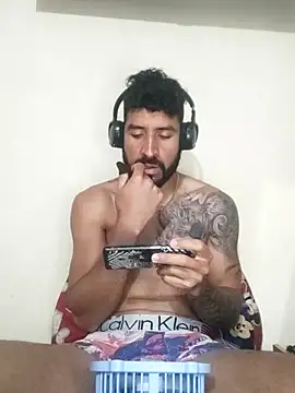 Alexsexygamer online show from December 17, 2025, 8:03 pm