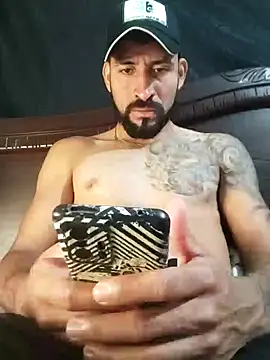 Alexsexygamer online show from November 4, 2025, 12:20 pm