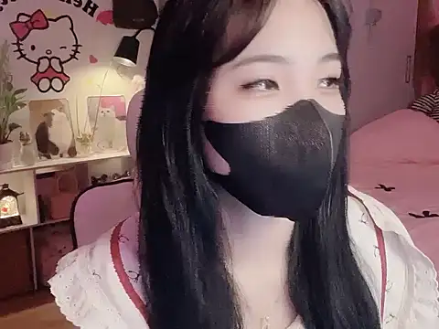 keelinnn19 online show from February 8, 2026, 6:16 pm