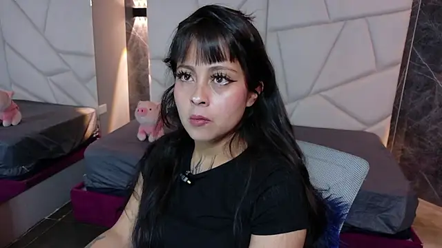 sophiaa 7 online show from February 3, 2026, 11:26 am