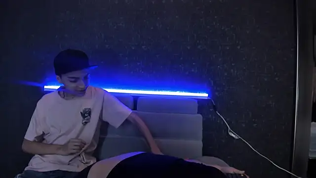 NickandAbby  online show from May 25, 2026, 7:23 pm