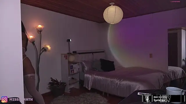 Nathaliakyte online show from January 15, 2026, 11:41 pm