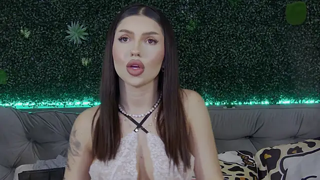 sexyanais online show from January 9, 2026, 9:22 pm