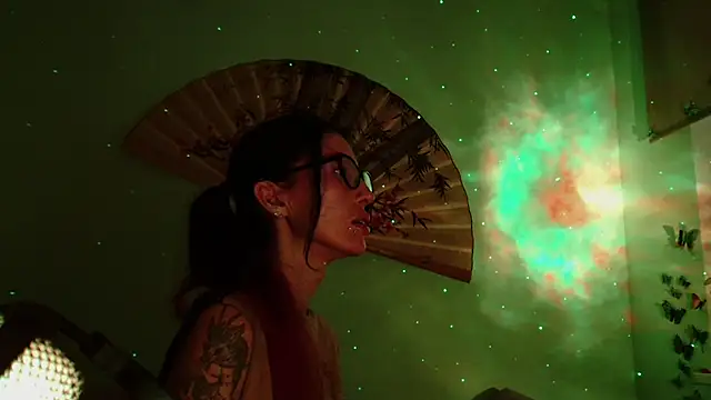 KiotoShine online show from February 4, 2026, 7:42 pm