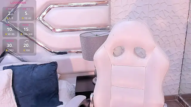 TatiLee online show from November 12, 2025, 4:00 pm