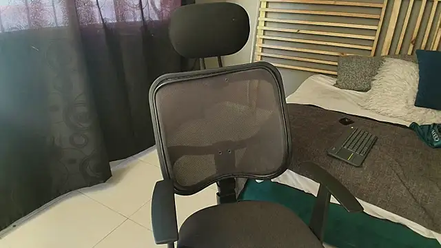 PaulEvens online show from March 25, 2026, 1:32 pm