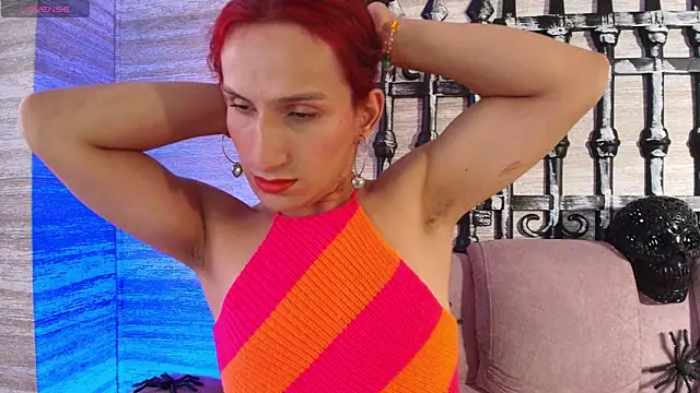 Snapshot of venus_firekiss chatting on October 27, 2025, 6:53 pm venus firekiss online show from October 27, 2025, 6:53 pm