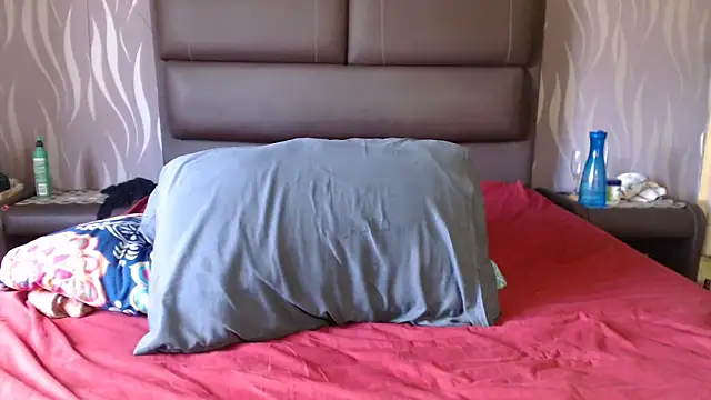 Snapshot of BoobsQueen46K chatting on March 10, 2025, 12:06 pm BoobsQueen46K online show from March 10, 2025, 12:06 pm