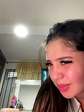 Snapshot of MiaFarkash chatting on October 11, 2025, 8:32 pm MiaFarkash online show from October 11, 2025, 8:32 pm