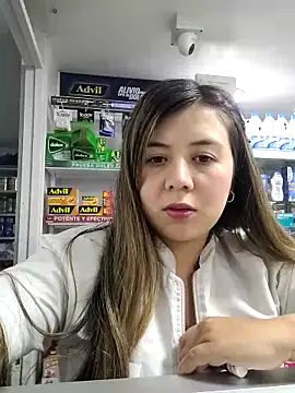 Snapshot of Sophie_del_Castillo chatting on October 24, 2025, 1:15 am Sophie del Castillo online show from October 24, 2025, 1:15 am