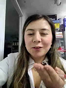 Snapshot of Sophie_del_Castillo chatting on November 13, 2025, 12:58 am Sophie del Castillo online show from November 13, 2025, 12:58 am