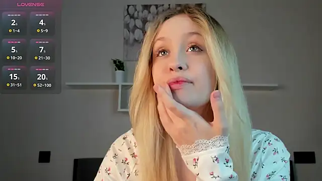 Julliakoill online show from November 15, 2025, 6:17 am