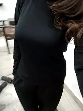 Snapshot of Kayna_Rawat chatting on December 21, 2025, 9:44 am Kayna Rawat online show from December 21, 2025, 9:44 am