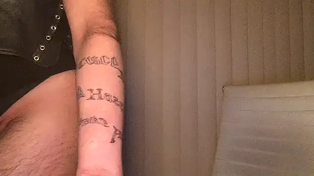 Stevey5894 online show from November 24, 2025, 10:10 pm