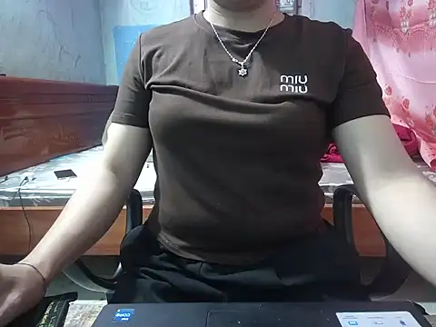 Snapshot of Xue_weng chatting on April 24, 2026, 5:42 am Xue weng online show from April 24, 2026, 5:42 am