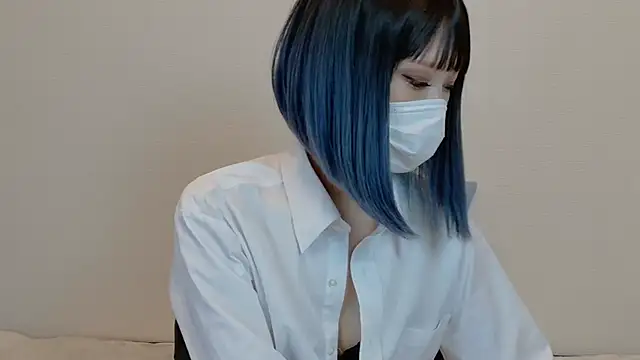 Snapshot of sarina_at chatting on November 11, 2025, 9:26 am sarina at online show from November 11, 2025, 9:26 am