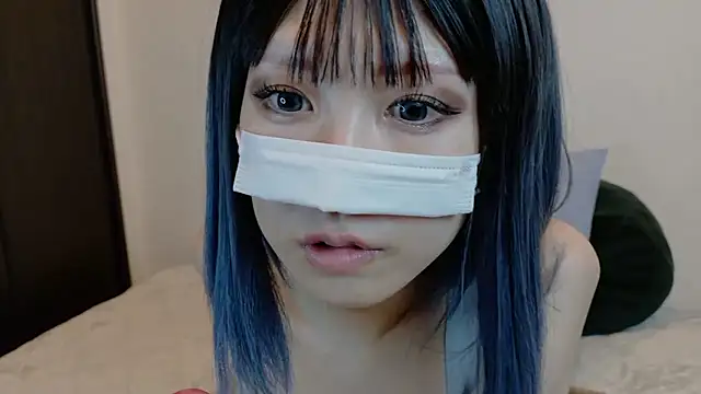 sarina at online show from March 24, 2026, 4:34 am