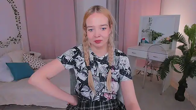 BellaMontgomery online show from October 11, 2025, 9:27 pm