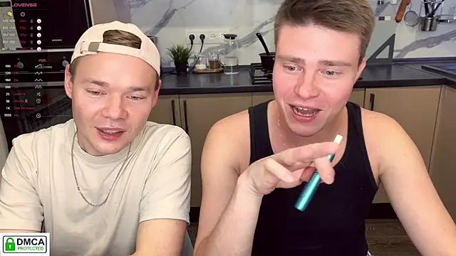 Snapshot of holy_eggs_02 chatting on October 14, 2025, 5:24 pm holy eggs 02 online show from October 14, 2025, 5:24 pm