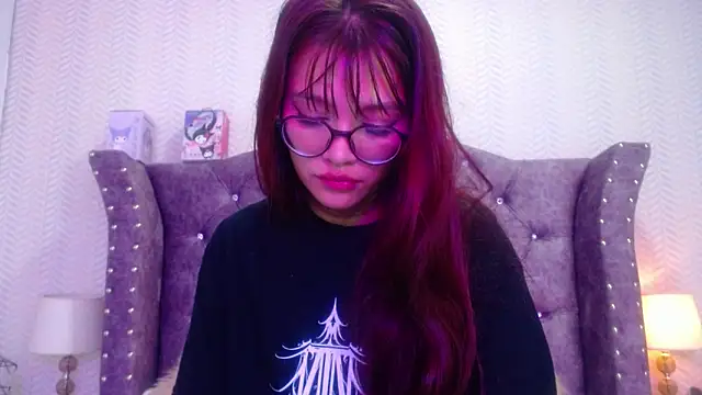 RavenLove  online show from November 5, 2025, 10:18 am