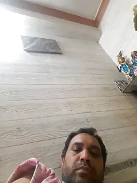 Hot-boy077 online show from November 17, 2025, 3:05 pm