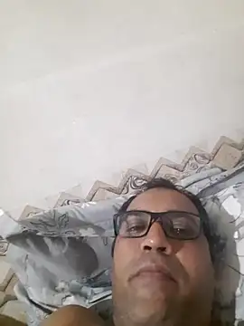 Hot-boy077 online show from October 12, 2025, 6:42 pm