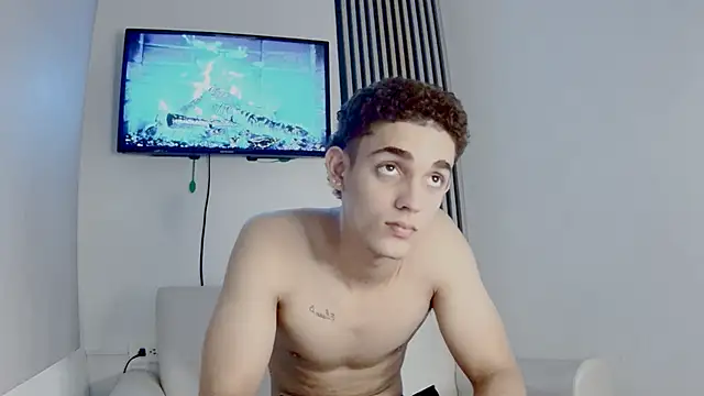 Snapshot of nathan_shimmer chatting on January 16, 2026, 10:36 pm nathan shimmer online show from January 16, 2026, 10:36 pm