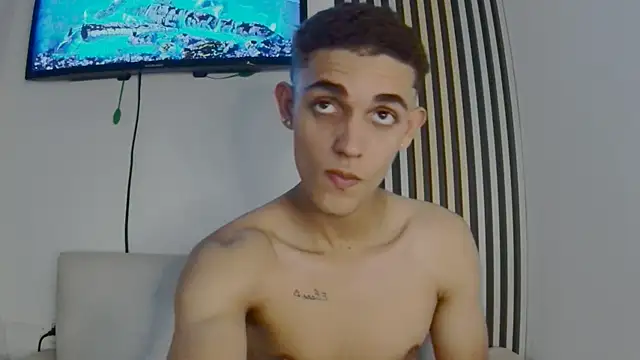 Snapshot of nathan_shimmer chatting on January 17, 2026, 11:30 pm nathan shimmer online show from January 17, 2026, 11:30 pm